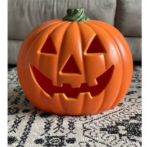 Blow mold style battery operated jack o’ lantern